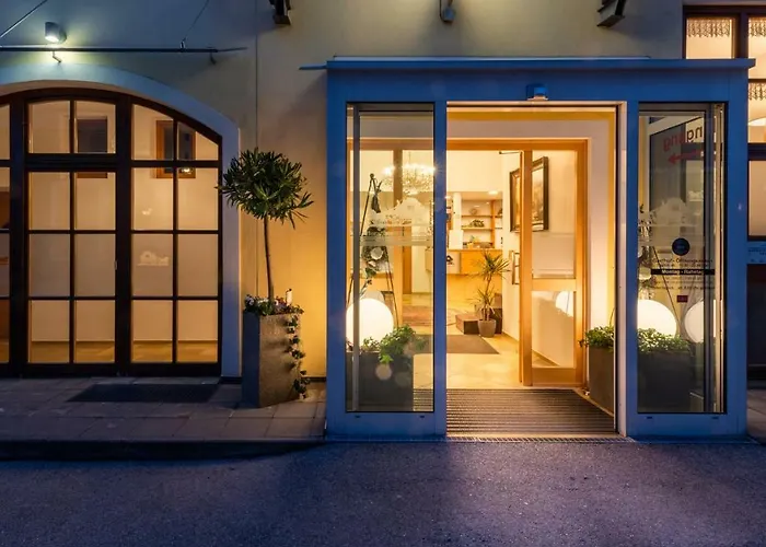 Zur Post & Tiny Hotel Kummersbruck