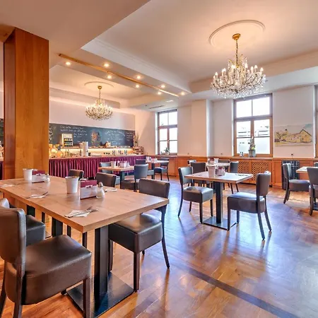 Zur Post Hotel&tiny Hotel 3*