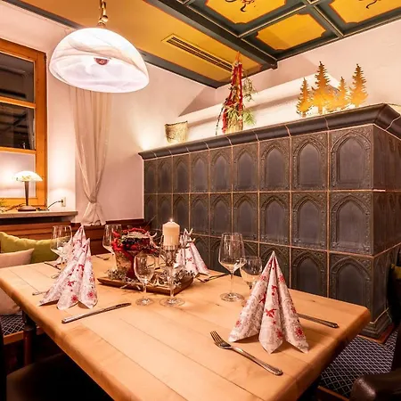 Zur Post Hotel&tiny 3*