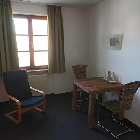 Zur Post Hotel&tiny 3*