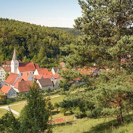 Zur Post & Tiny 3* Kummersbruck